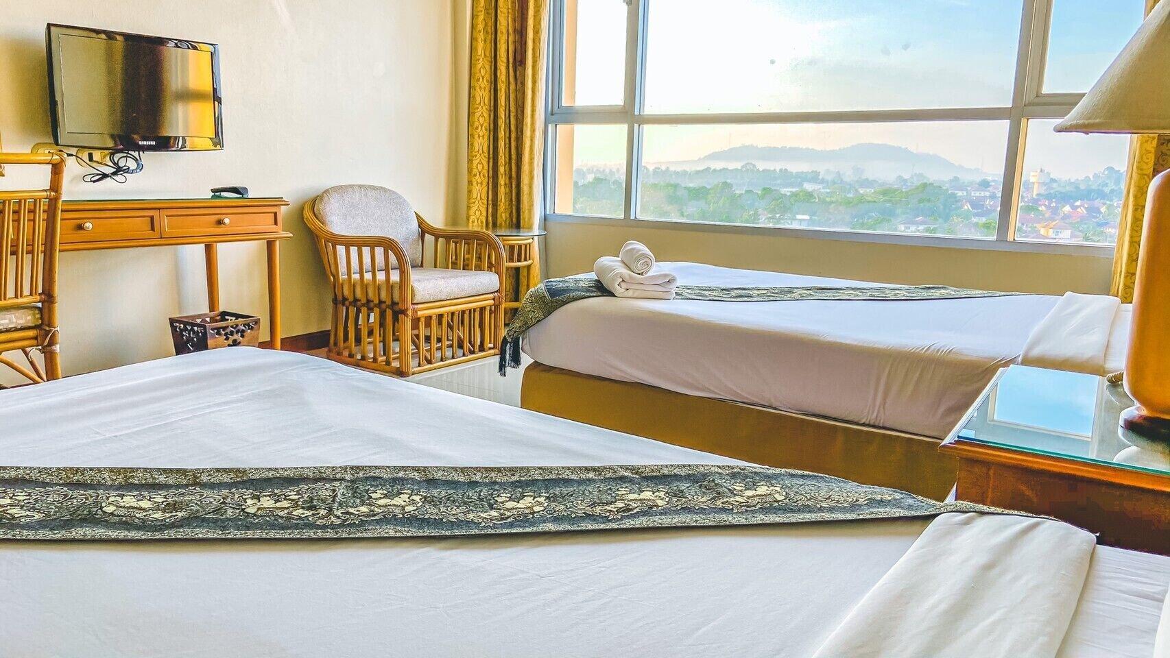 K Park Grand Hotel Sha Plus Certified Surat Thani Dış mekan fotoğraf