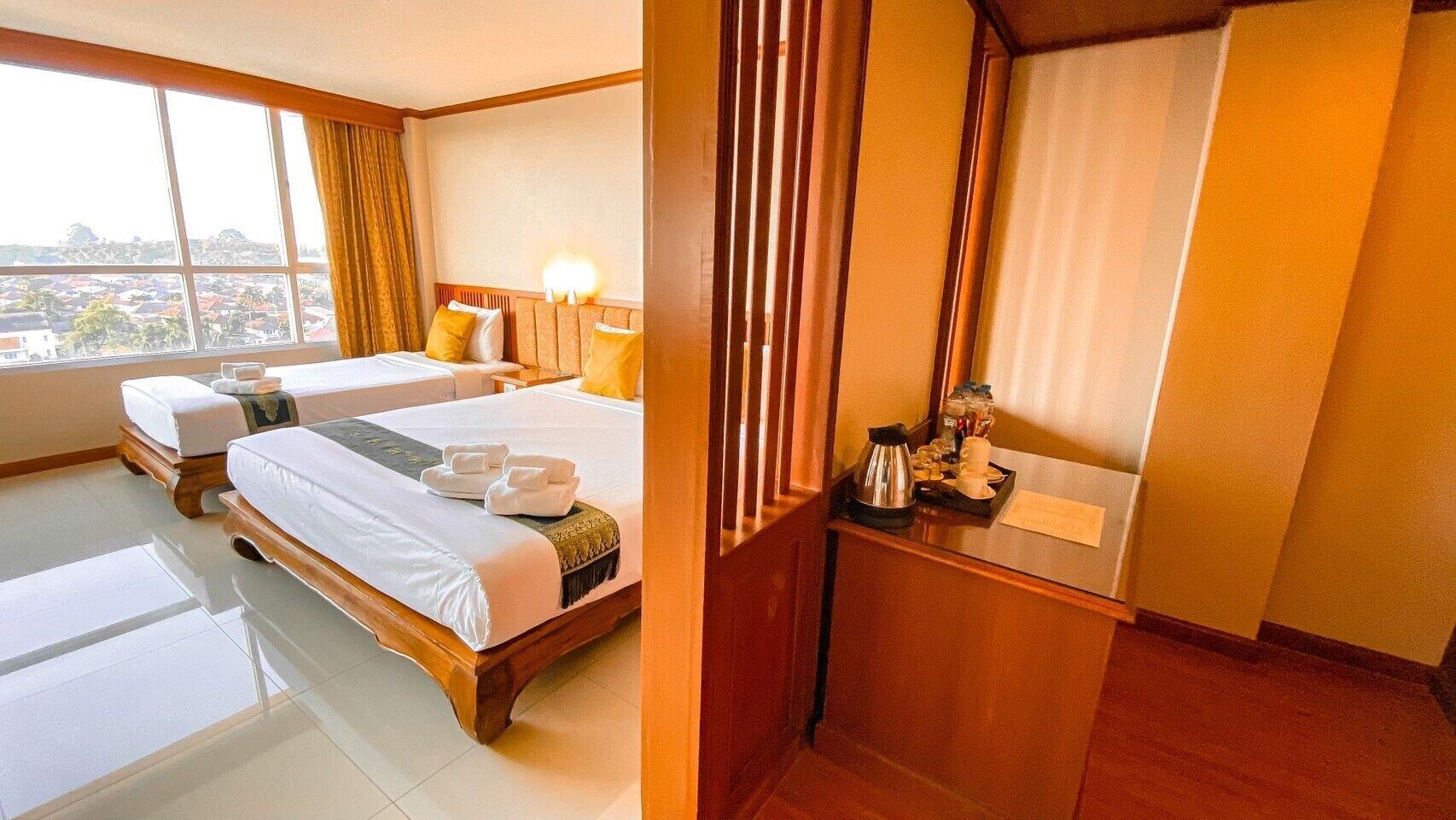 K Park Grand Hotel Sha Plus Certified Surat Thani Dış mekan fotoğraf