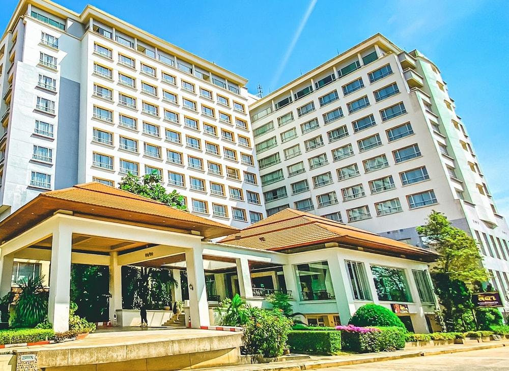 K Park Grand Hotel Sha Plus Certified Surat Thani Dış mekan fotoğraf